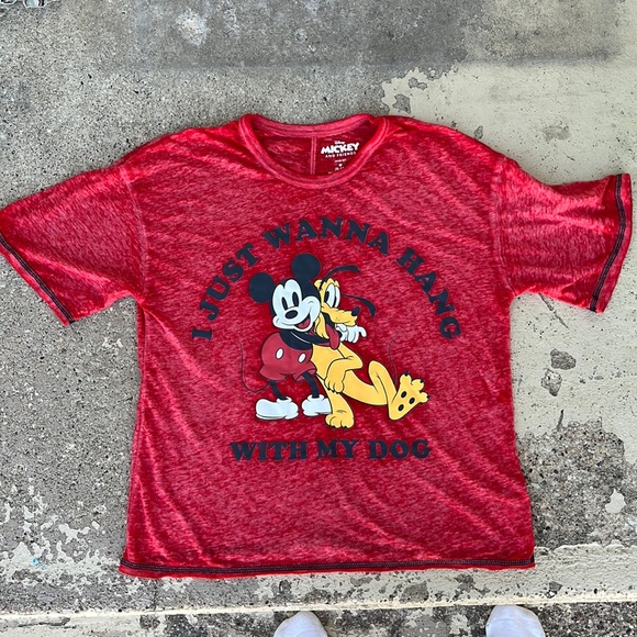 Disney Tops - EUC Disney T-shirt.